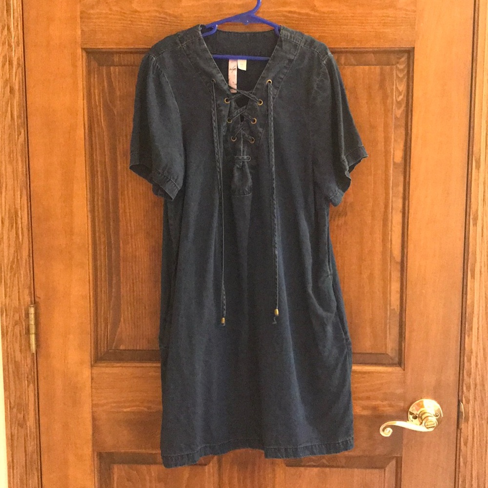 Women’s dress
